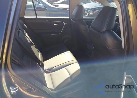 2021 Toyota Rav4 Xle Premium from USA, damaged, VIN 2T3C1RFV5MW181809